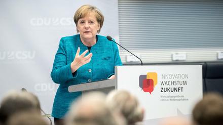 Kanzlerin Angela Merkel beim energiepolitischen Dialog der CDU/CSU-Bundestagsfraktion.