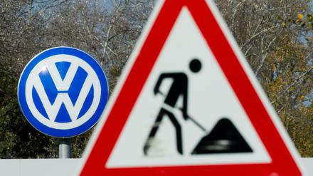 Baustelle VW. In Deutschland sammeln sich Anleger, um Schadenersatz von VW zu verlangen.