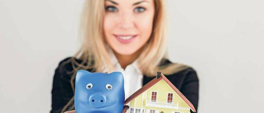 Wo findet sich der günstigste Kredit für das eigene Heim? Käufer sollten sich umfassend informieren. 