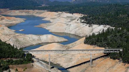 Der Verlust ist offensichtlich. Das Luftbild des Lake Oroville vom 19. August zeigt, wie viel Wasser dem kalifornischen Stausee fehlt. 