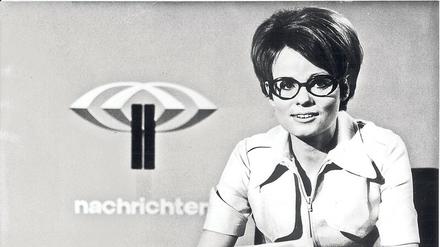 Sensation in der Bundesrepublik. Die Journalistin Wibke Bruhns verliest am 12. Mai 1971 im ZDF die Nachrichten.