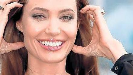 Schwere Entscheidung. Am 14. Mai 2013 schrieb Angelina Jolie in der „New York Times“ über ihr vererbtes Brustkrebsrisiko – und löste eine weltweite Debatte aus.