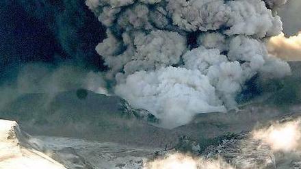 Ascheschleuder. 2010 brach der Eyjafjallajökull aus und legte den Flugverkehr lahm. Nun regt sich der Bardarbunga. 
