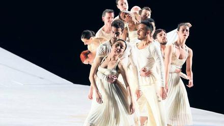 Risiko Liebe. Bei Shakespeare ist Romeo ein Softie, Julia geht aufs Ganze. Das Foto zeigt das „Roméo und Juliette“-Ballett von Sasha Waltz in der Deutschen Oper. 