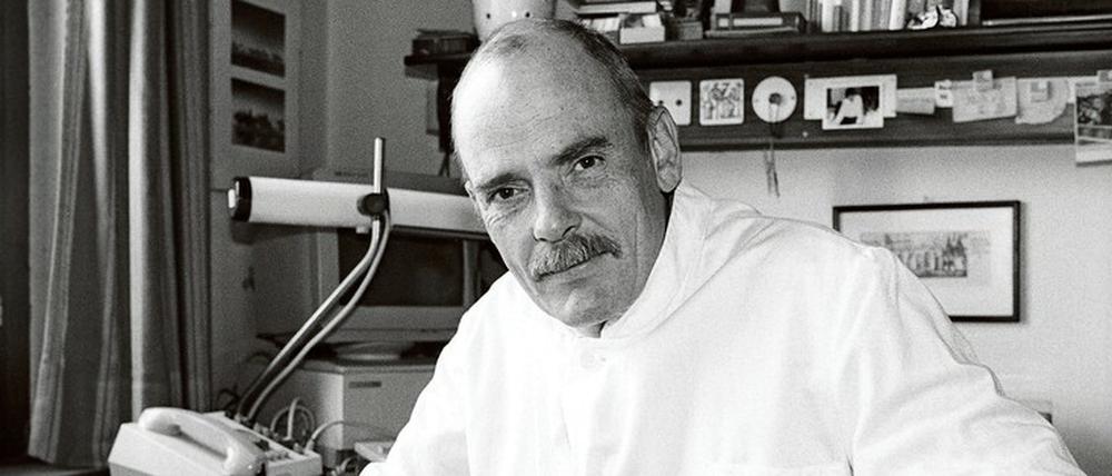Harald Mau, Dekan der Medizinischen Fakultät der Charité bis 1995, ist gestorben. 