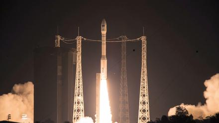Start der Vega-Rakete mit dem Satelliten Sentinel-2A