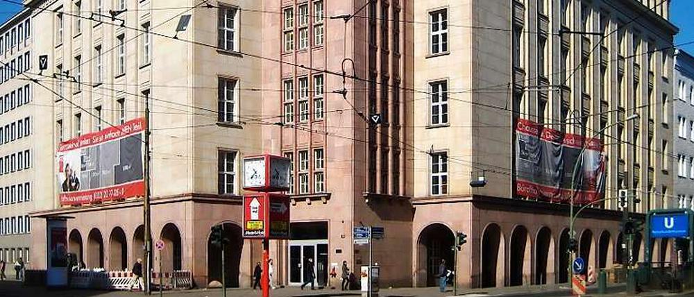 Chaussee-, Ecke Invalidenstraße: Einst residierte dort die IHK der DDR.