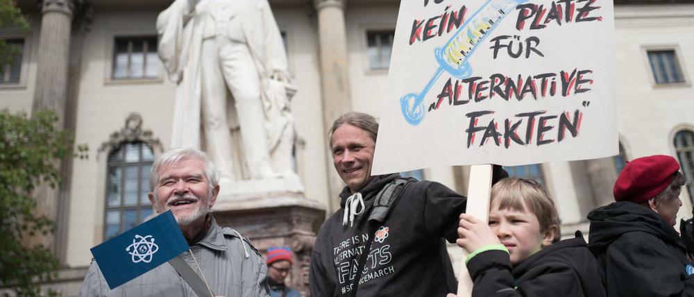 Demonstranten beim Berliner "March for Science" im April 2017.