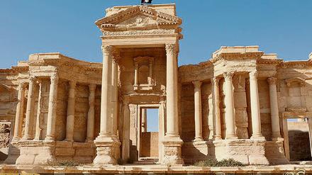 In der Hand des IS. Im Mai eroberten die militanten Islamisten die historische Stadt Palmyra und hissten ihre Flagge. 
