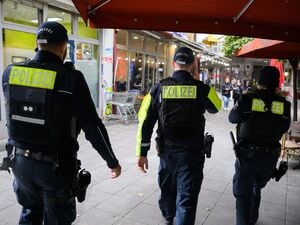 Durch umfangreiche Änderungen des Berliner Sicherheits- und Ordnungsgesetzes (ASOG) erhält die Polizei weitergehende Befugnisse. (Archivbild)