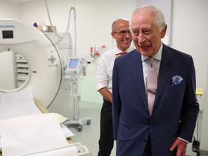 Erstmals seit dem Bekanntwerden seiner Krebsdiagnose vor rund drei Monaten zeigt sich König Charles öffentlich.