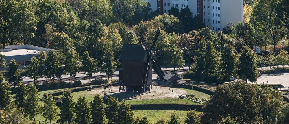 Eines der Wahrzeichen: die Marzahner Windmühle entstand 1994 als Nachbau.