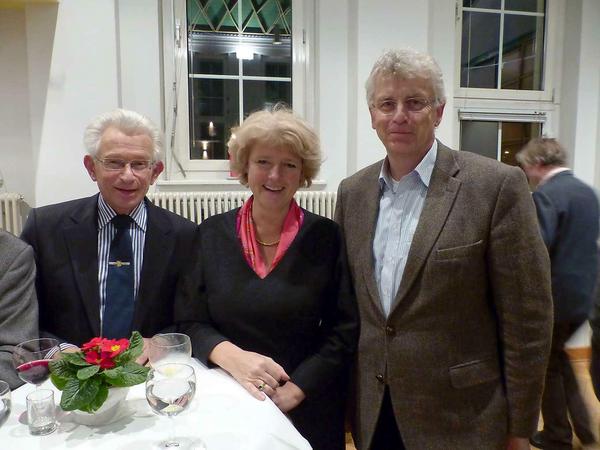 Bezirksbürgermeister Norbert Kopp, Kulturstaatsministerin Monika Grütters und Bundestagsabgeordneter Karl-Georg Wellmann (alle CDU, v.l.n.r.)