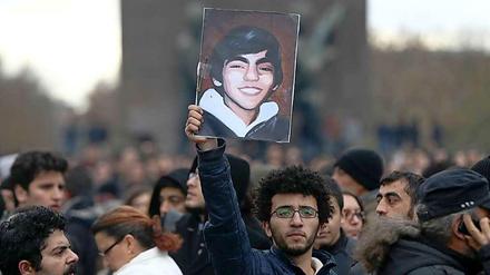 Demonstration in Gedenken an den toten Sami Elvan. Der 15-jährige starb am Dienstag nach neun Monaten im Koma, sein Tod löste schwere Proteste aus.