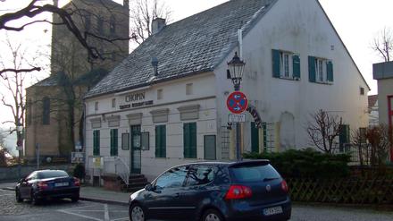 Hoffnung für den malerischen Ortskern Stolpe in Wannsee. Bald soll das alte Restaurant Chopin zu neuem Leben erweckt werden.