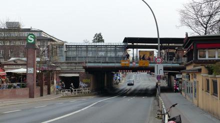 Der S-Bahnhof Zehlendorf soll einen zweiten Zugang bekommen - aber wie genau soll der aussehen? Dieser und vielen weiteren Fragen widmet sich die Bürgerinitiative Zehlendorf