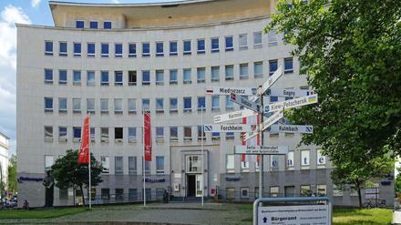 Im Dienstgebäude am Hohenzollerndamm in Wilmersdorf residiert unter anderem auch das Stadtplanungsamt (Archivbild).