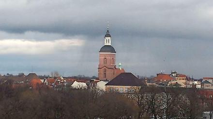 Der Turm der St. Nikolai-Kirche überragt die Spandauer Altstadt.