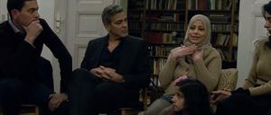 George Clooney hat sich am Freitag mit Flüchtlingen in Berlin getroffen. 