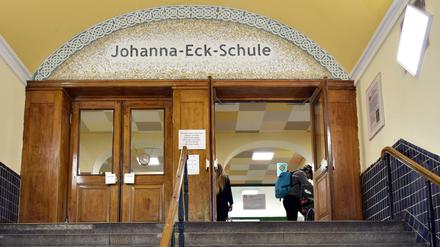 Die Tempelhofer Johanna-Eck-Schule nutzt die Sommerferien für Renovierungsarbeiten.