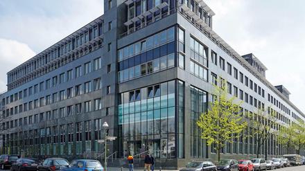 In diesem Bürogebäude an der Darwin-, Ecke Quedlinburger Straße soll das Flüchtlingsamt im November öffnen.