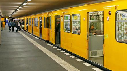 Gelbes Wahrzeichen: Berlins U-Bahn.