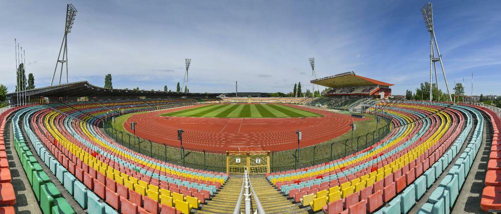 Das Große Stadion im Friedrich-Ludwig-Jahn-Sportpark.