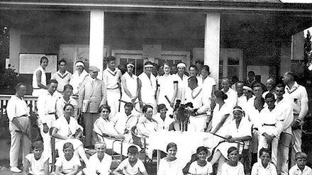 Der Tennis-Club Grün-Weiß Nikolassee auf einer Aufnahme von 1929