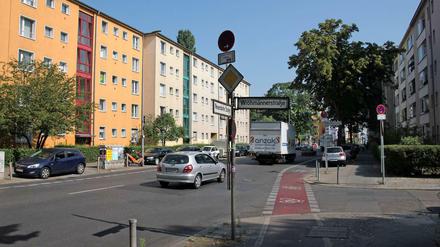 Die Neuendorfer Straße wird ab der Wröhmännerstraße gesperrt.