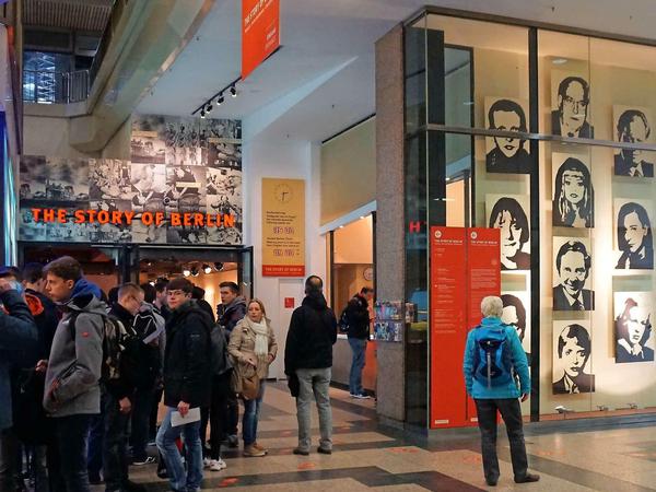 Jährlich kommen etwa 250.000 Besucher, vor allem Schulklassen und Jugendgruppen, in die „Story of Berlin“.