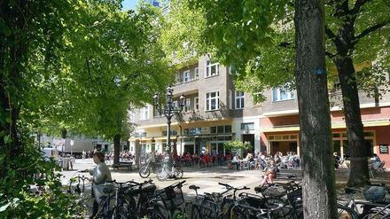 Wer am Stuttgarter Platz keinen Parkplatz oder sein Auto nicht mehr findet, der kommt per Fahrrad und wartet im Café auf den frühen Feierabend. 