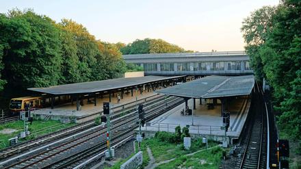 Blick auf den S-Bahnhof Westkreuz.