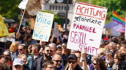 „Gefährliche Parallelgesellschaft“: Die Demonstration „MyGruni“ im Villenviertel in Grunewald.