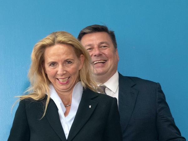 Polizeipräsidentin Barbara Slowik und Innensenator Andreas Geisel (SPD). 