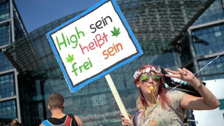 Rot-Rot-Grün arbeitet an einer neuen Drogenpolitik für Berlin.