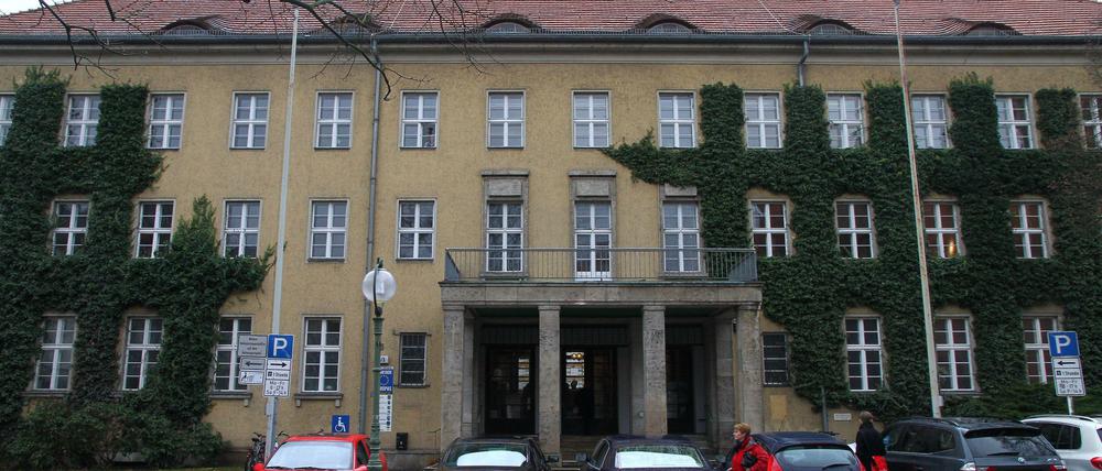 Das Rathaus Zehlendorf, hier wird am 18. März der Direktkandidat der SPD Steglitz-Zehlendorf bestimmt.