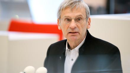 Hans-Christoph Berndt, Chef der AfD-Landtagsfraktion in Brandenburg, wird als „erwiesener Rechtsextremist“ eingestuft.