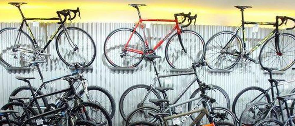 Höhere Nachfrage: Deutsche Fahrradfahrer wollen in Zukunft mehr Geld in ihre Räder investieren.
