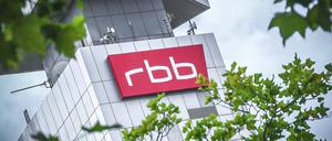 Der Skandal im RBB wird nun auch von den Landesrechnungshöfen untersucht.