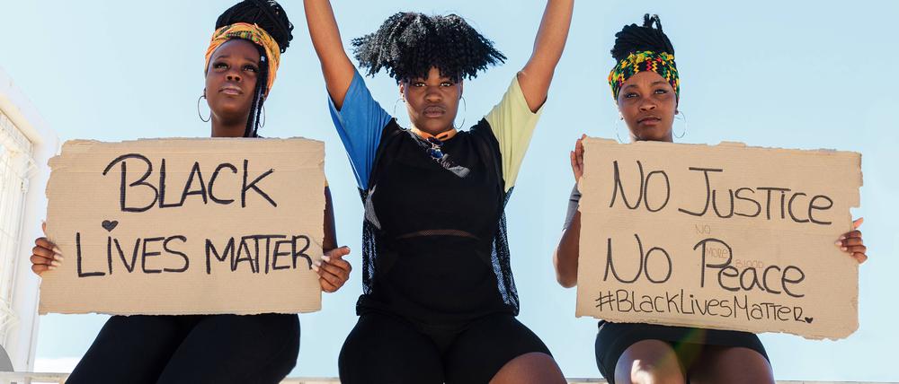 Demonstrant:innen der Black-Lives-Matter-Bewegung. 