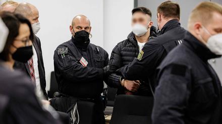 Im Januar startete der Prozess um den Juwelendiebstahl im Grünen Gewölbe in Dresden.Sechs Männer im Alter von 22 bis 28 Jahren sind angeklagt. 