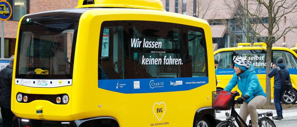 Dieser Bus ist bereits für die BVG auf dem Campus der Charité in Berlin-Mitte unterwegs.