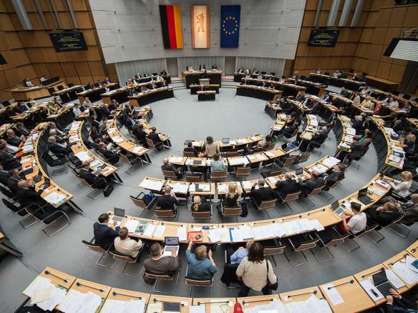 Das Berliner Abgeordnetenhaus tagt heute zum letzten Mal vor der Sommerpause.