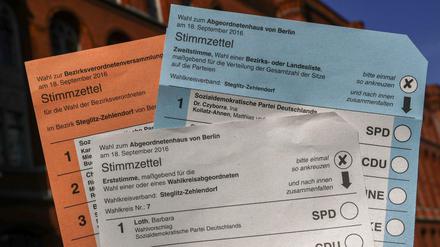 Die Stimmzettel für die Wahl zum Berliner Abgeordnetenhaus.