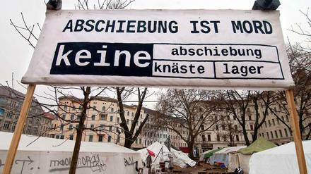 Der Berliner Flüchtlingsrat fordert, Abschiebungen über die Wintermonate auszusetzen.