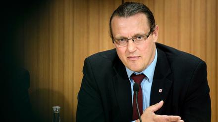 Steffen Königer, Mitglied des Bundesvorstandes der AfD, tritt aus der Partei aus.