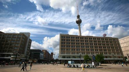 Am Alexanderplatz geht der Denkmalschutz um. Doch welche DDR-Bauten sollen wirklich geschützt werden? Und wie groß sind die Chancen dafür?