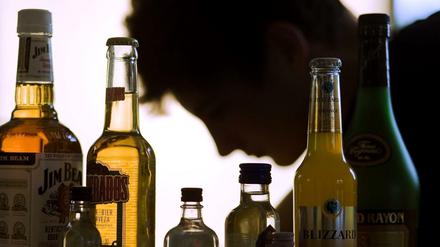 Für viele Jugendliche gehört Alkoholkonsum zur Freizeit dazu. 82 Prozent der 15-Jährigen haben schon Erfahrungen damit gemacht.