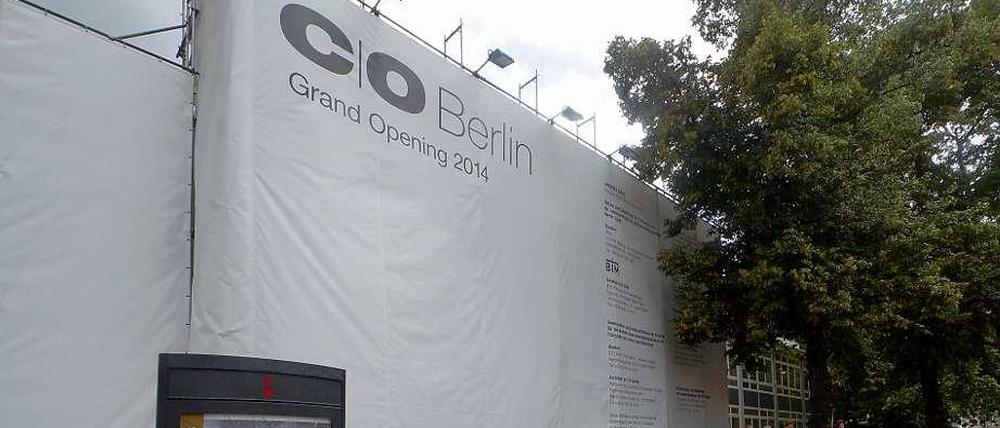 Eingerüstet. Im Herbst will die Galerie C/O Berlin im Amerika-Haus endlich öffnen.