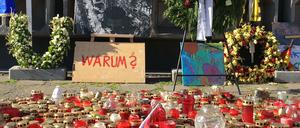 Kerzen zur Erinnerung an den Terroranschlag auf dem Berliner Breitscheidplatz. 